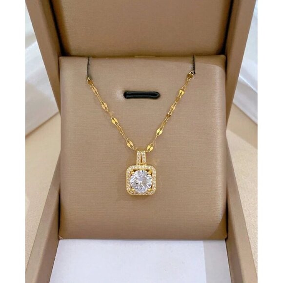 18K Gold Plated Stainless Steel Necklace & Earrings Set With Zirconia - Picture 3 of 4